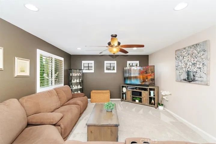 6045 Lost Horse Drive, Fontana, California 92336
