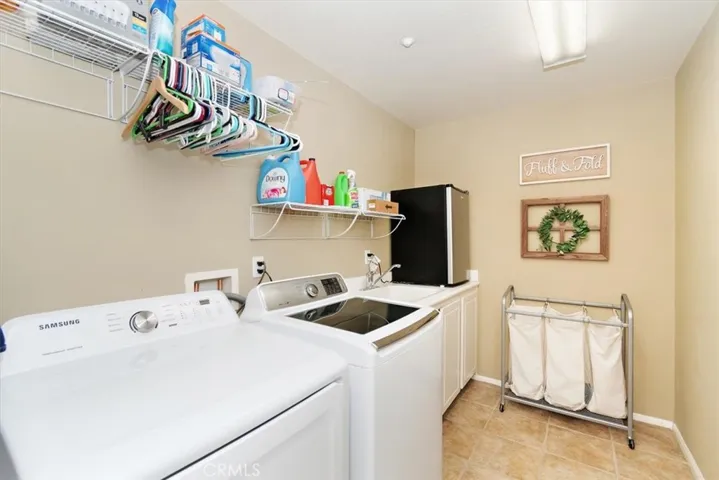 6045 Lost Horse Drive, Fontana, California 92336
