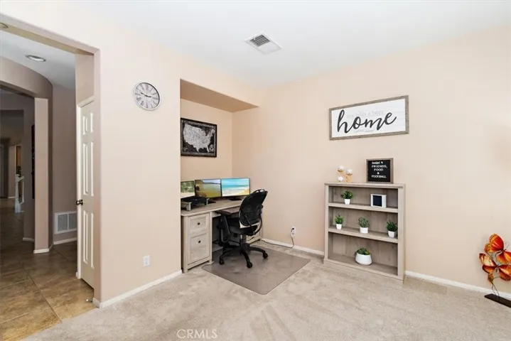 6045 Lost Horse Drive, Fontana, California 92336