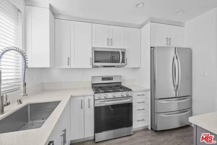848 18th Street 6, Santa Monica, California 90403