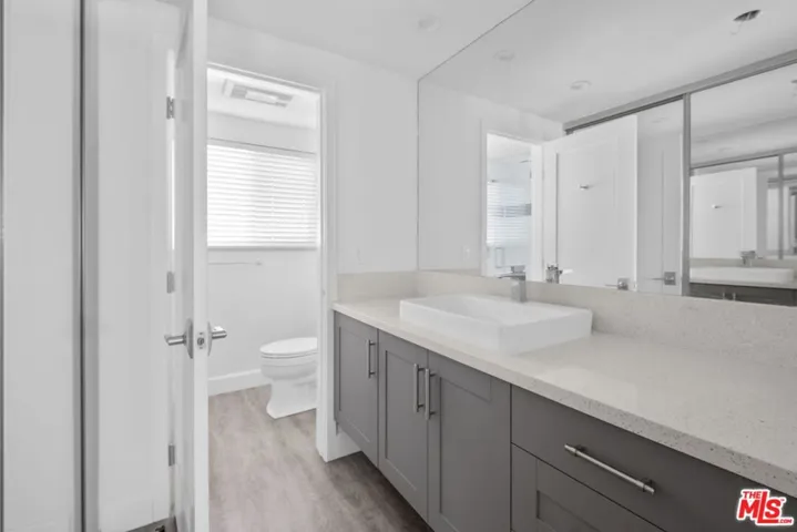 848 18th Street 6, Santa Monica, California 90403