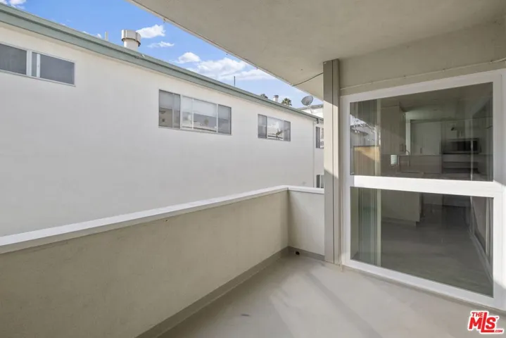 848 18th Street 6, Santa Monica, California 90403