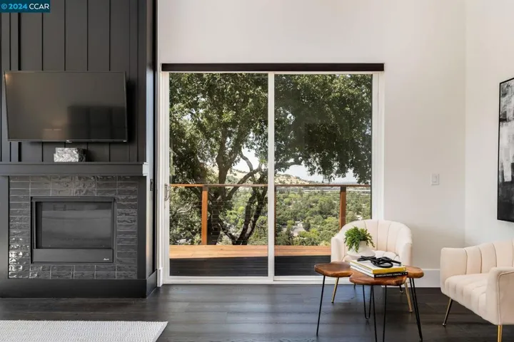 Primary Bedroom Balcony