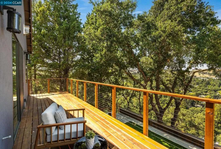 Primary Bedroom Balcony