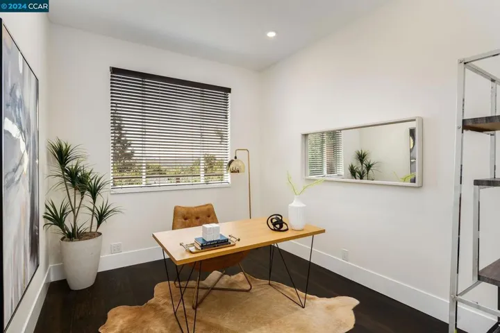 Lower Level Office/Bedroom