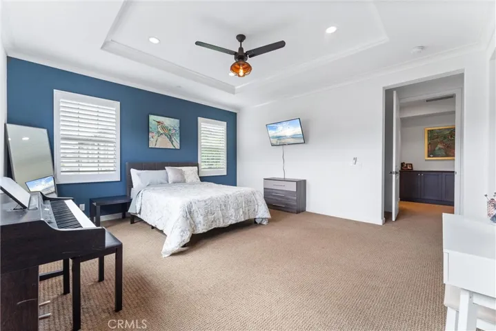 19442 Snowdon Lane, Huntington Beach, California 92646