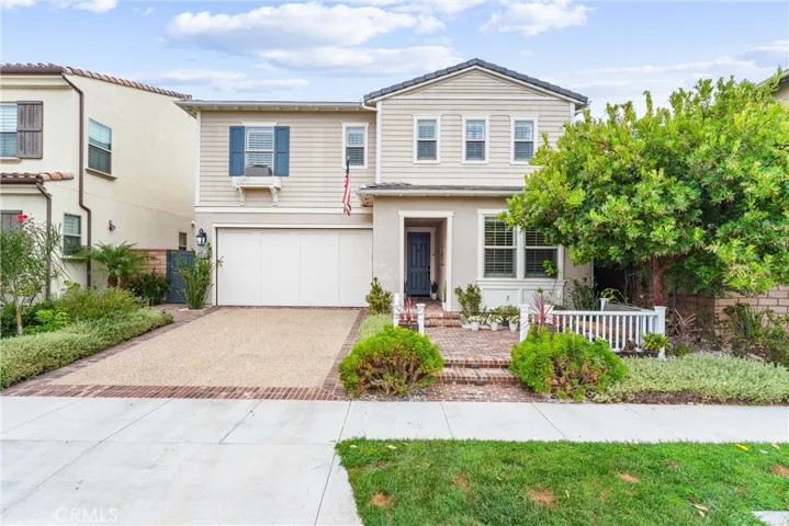 19442 Snowdon Lane, Huntington Beach, California 92646