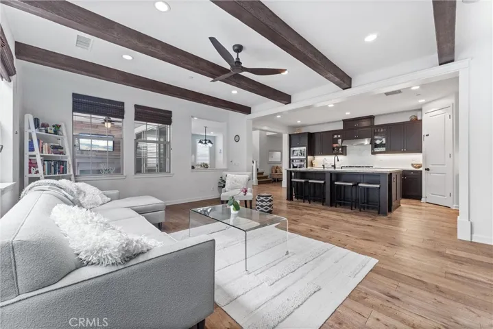 19442 Snowdon Lane, Huntington Beach, California 92646