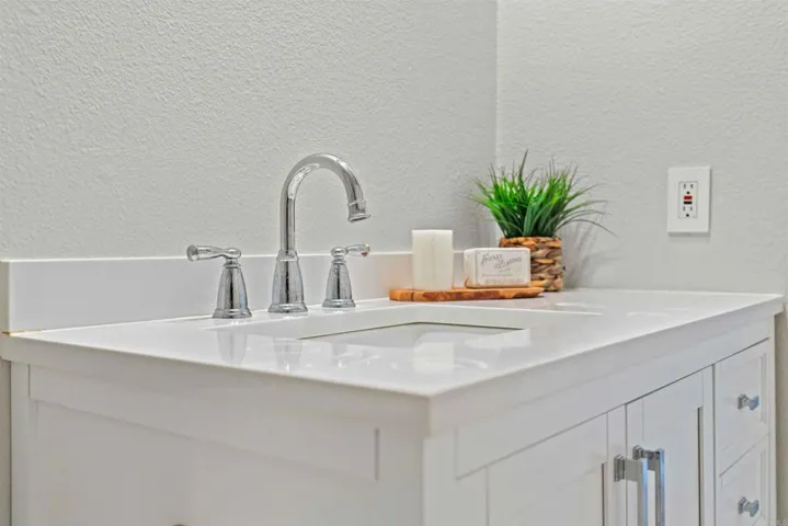 4617 Villas Court, Bonita, California 91902