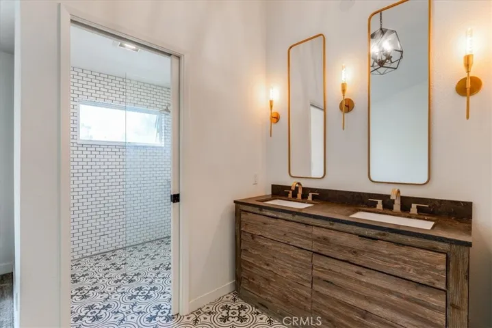 1106 Oceanaire Drive 48, San Luis Obispo, California 93405