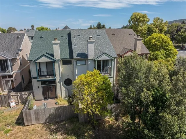 1106 Oceanaire Drive 48, San Luis Obispo, California 93405