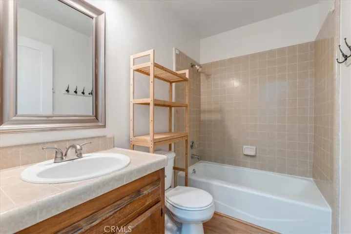 1106 Oceanaire Drive 48, San Luis Obispo, California 93405