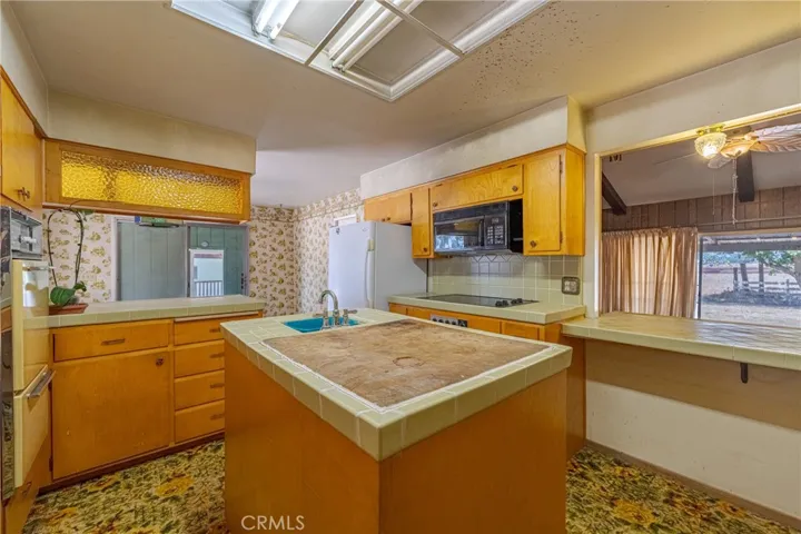 3921 Hatch Road, Merced, California 95340