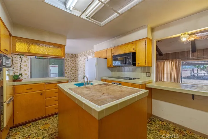 3921 Hatch Road, Merced, California 95340