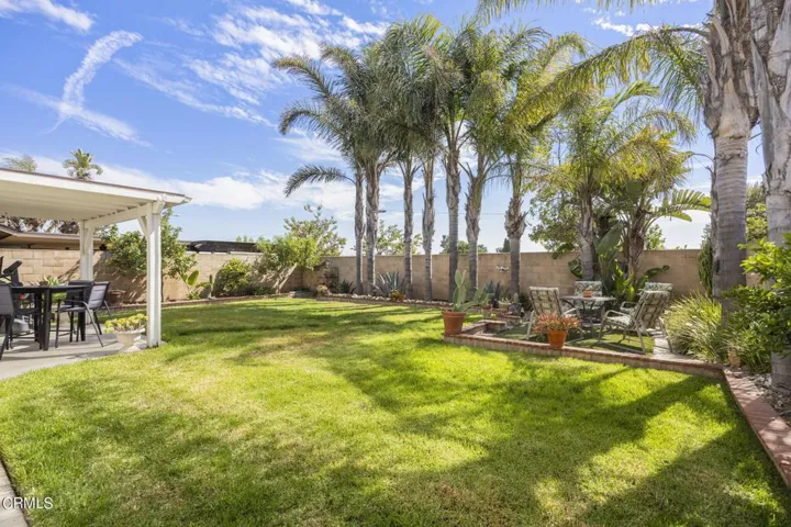 8-web-or-mls-Upmarketmedia_1635Dap-104
