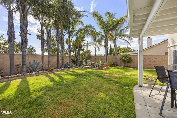 28-web-or-mls-Upmarketmedia_1635Dap-116