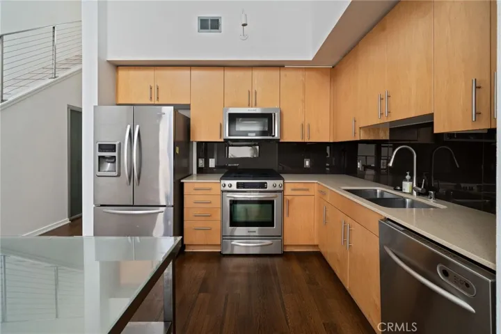 Kitchen and all appliances