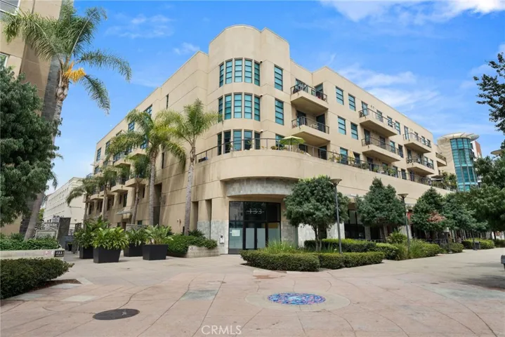 133 The N 404, Long Beach, California 90802