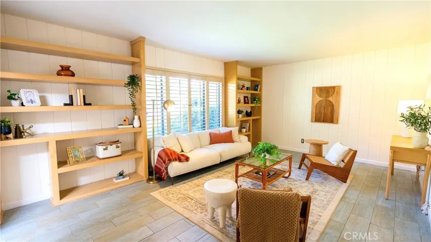 4669 Arriba Drive, Tarzana, California 91356