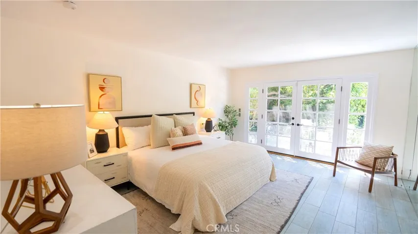 4669 Arriba Drive, Tarzana, California 91356