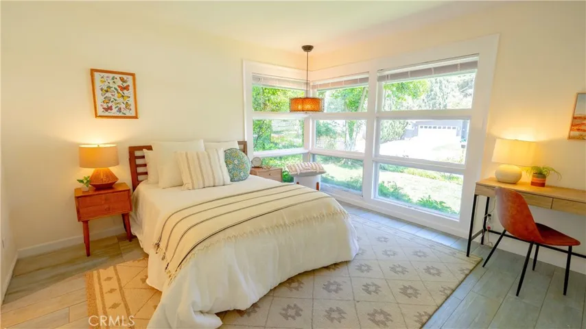 4669 Arriba Drive, Tarzana, California 91356