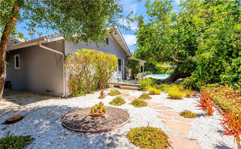 4669 Arriba Drive, Tarzana, California 91356