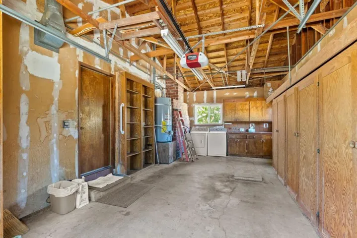 10595 Foothill Avenue, Gilroy, California 95020