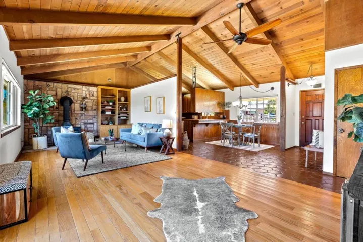 10595 Foothill Avenue, Gilroy, California 95020