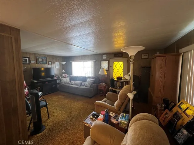 302 Castle Lane, Santa Ana, California 92704