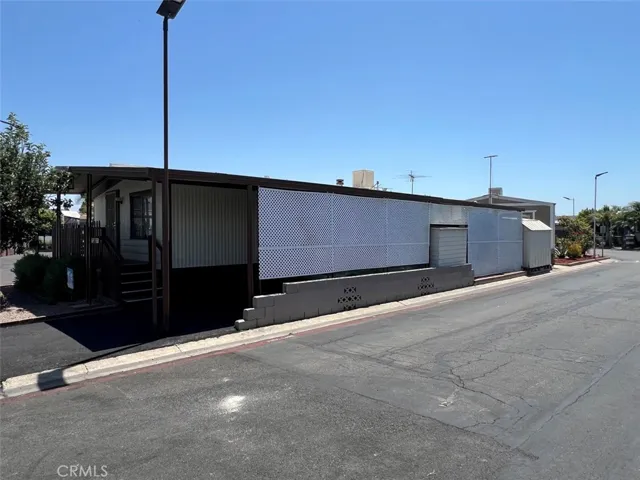 302 Castle Lane, Santa Ana, California 92704