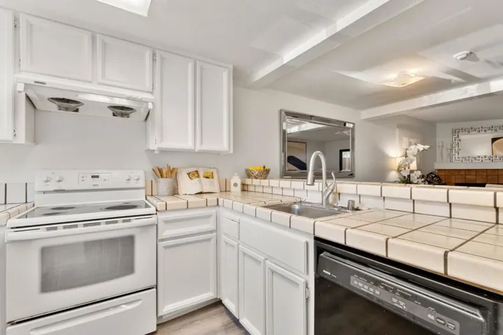 6339 Joaquin Murieta Avenue C, Newark, California 94560