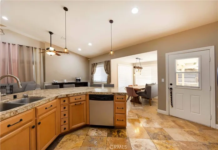 24751 Lincoln Avenue, Murrieta, California 92562