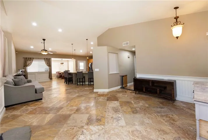 24751 Lincoln Avenue, Murrieta, California 92562