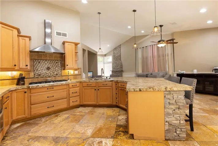 24751 Lincoln Avenue, Murrieta, California 92562