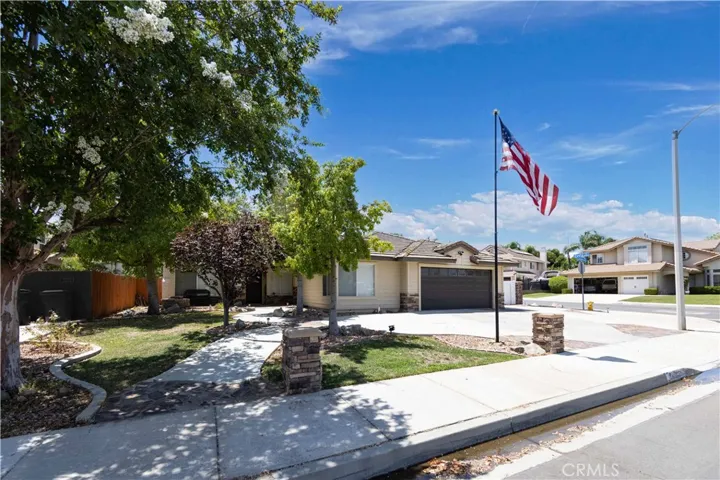 24751 Lincoln Avenue, Murrieta, California 92562