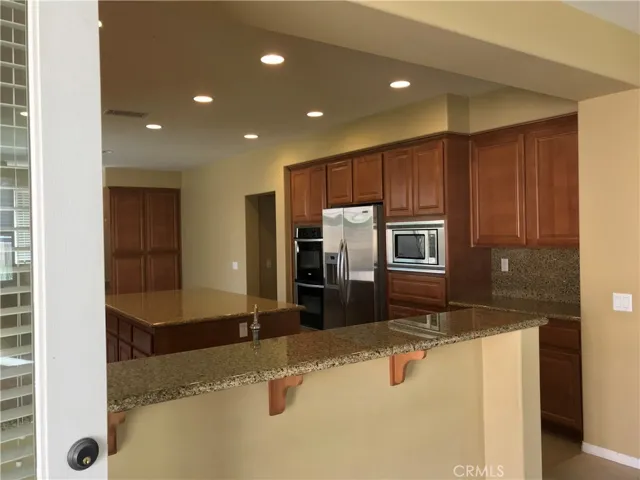 14280 Sunny Brook Lane, Eastvale, California 92880