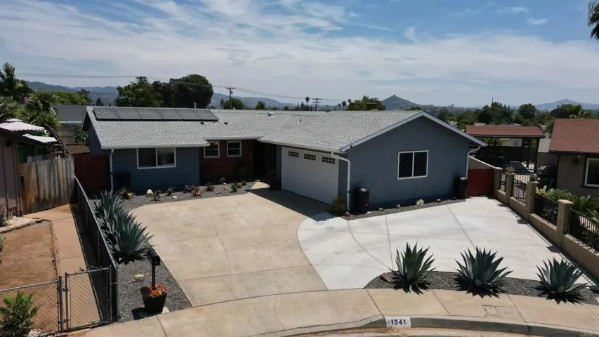 1541 Magnolia Place, Escondido, California 92027