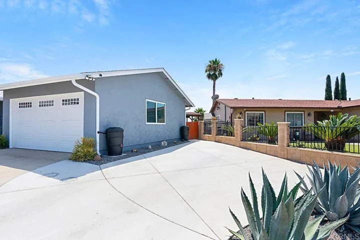 1541 Magnolia Place, Escondido, California 92027