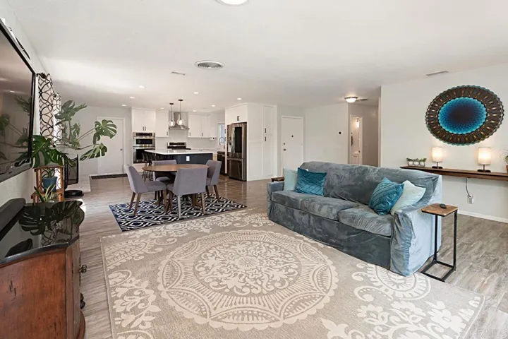 1541 Magnolia Place, Escondido, California 92027