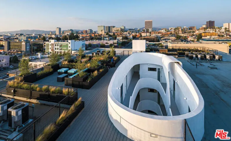 1038 S Mariposa Avenue 203, Los Angeles, California 90006