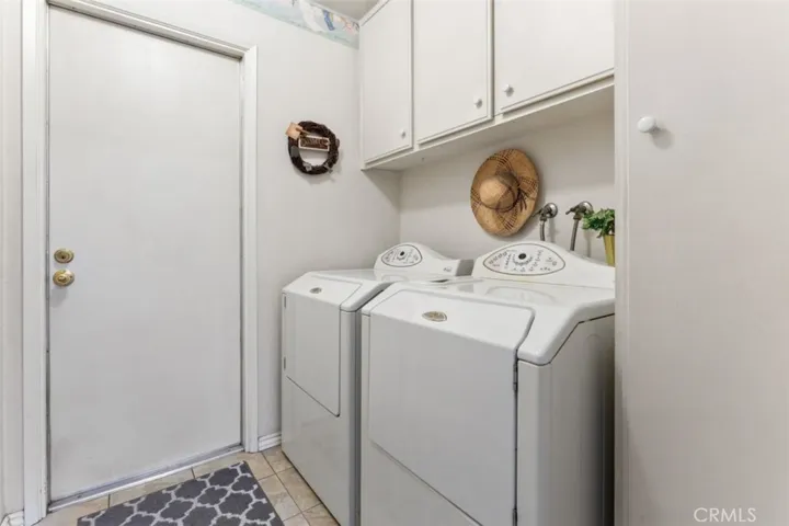 Individual Laundry