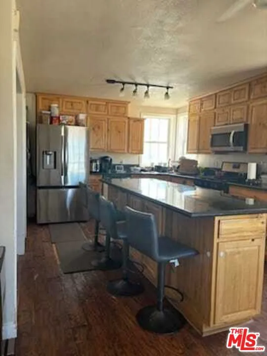 51453 Bonita Avenue, Cabazon, California 92230 home-pic-2