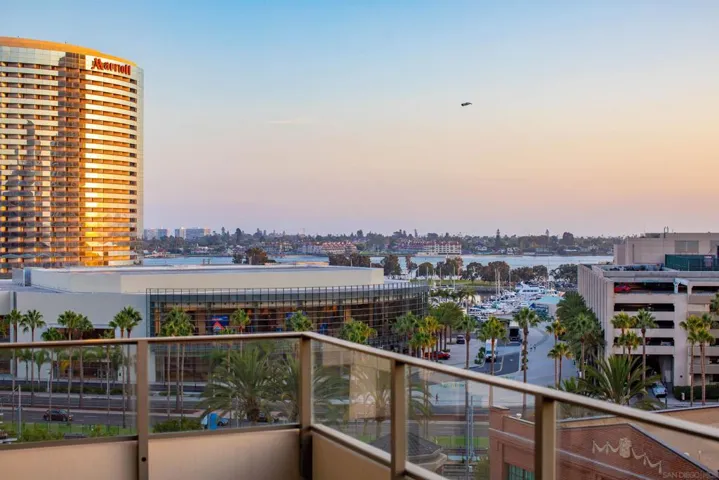 550 Front St 705, San Diego, California 92101