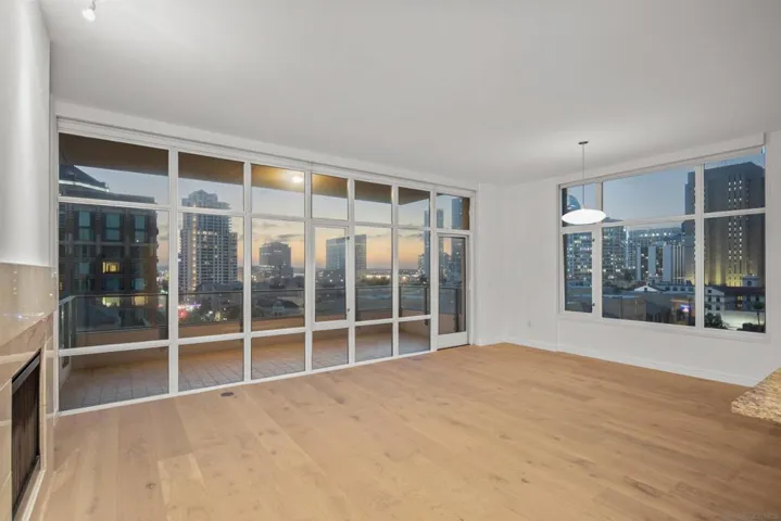 550 Front St 705, San Diego, California 92101