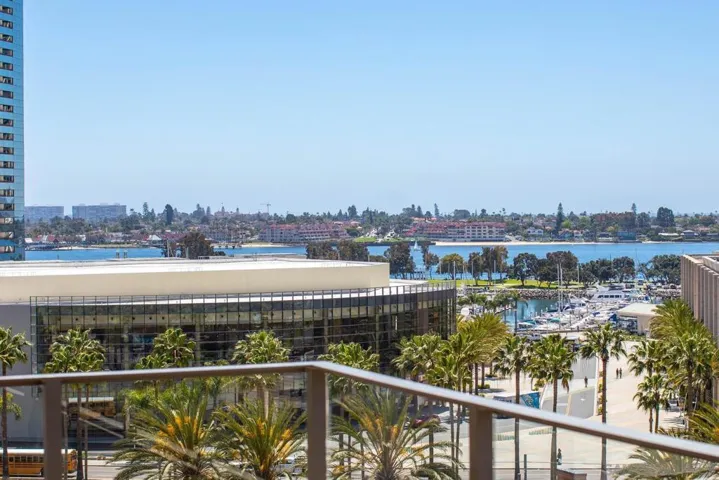 550 Front St 705, San Diego, California 92101