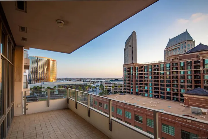 550 Front St 705, San Diego, California 92101