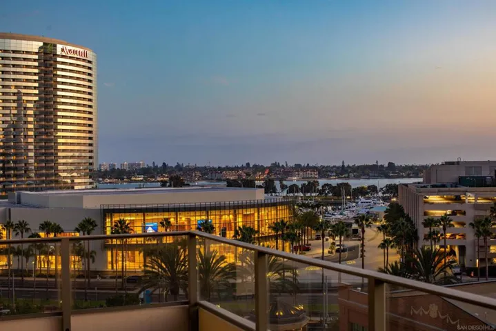 550 Front St 705, San Diego, California 92101