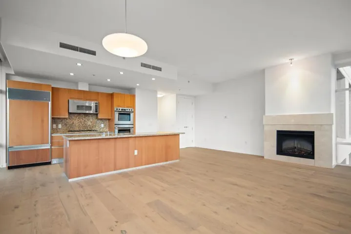 550 Front St 705, San Diego, California 92101