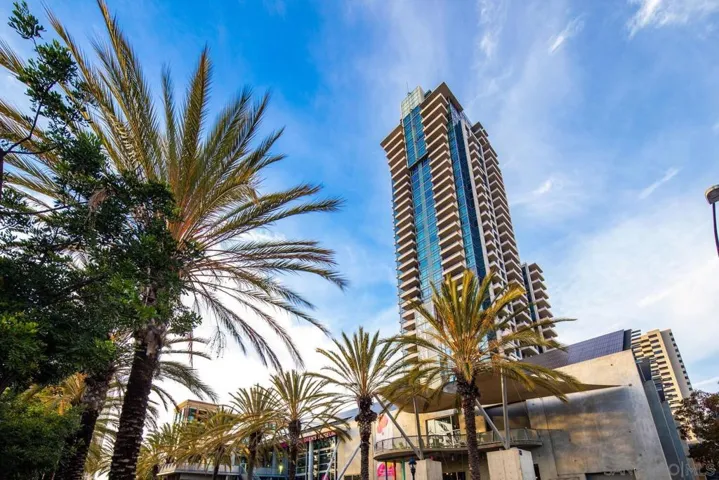 550 Front St 705, San Diego, California 92101
