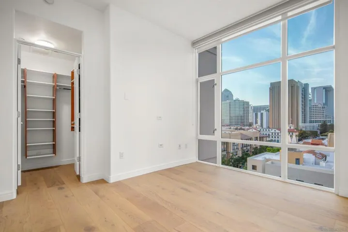 550 Front St 705, San Diego, California 92101